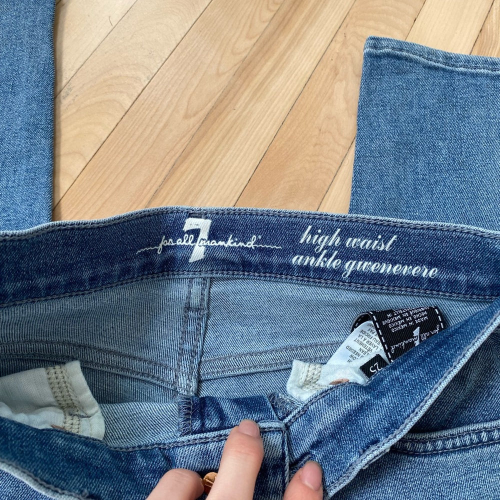 7 For All Mankind High Rise Jeans - Picture 3 of 8